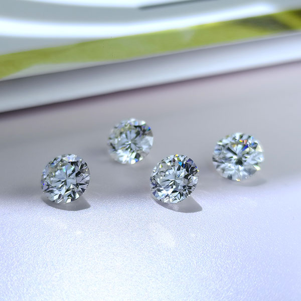 圆形明亮式钻石