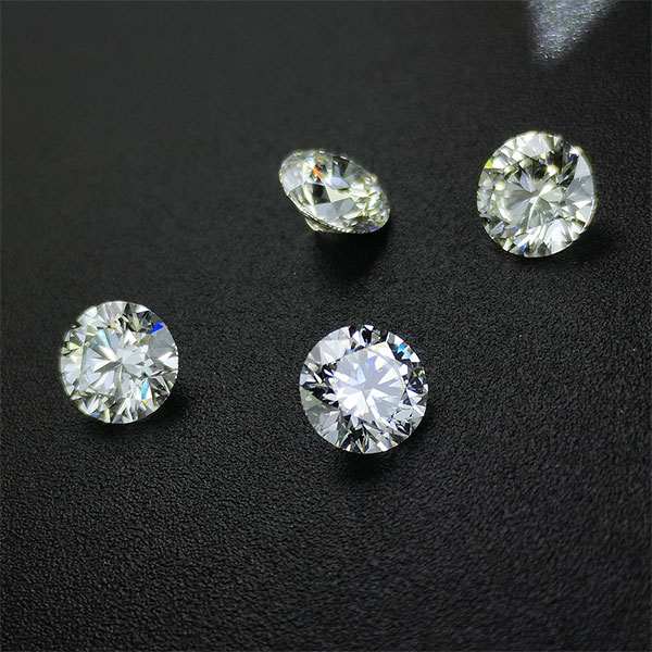 圆形明亮式钻石
